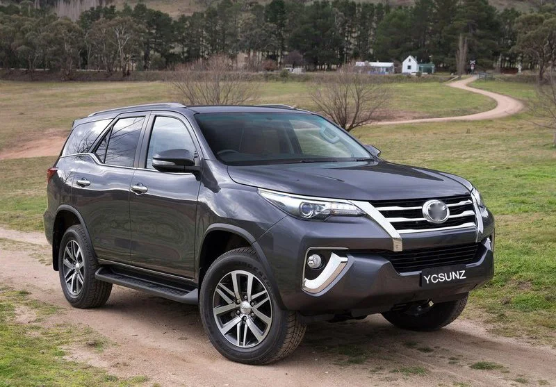 Заводская задсветильник крышка обшивки молдинг для Toyota Hilux Fortuner sw4 2016 2017 2018 2019
