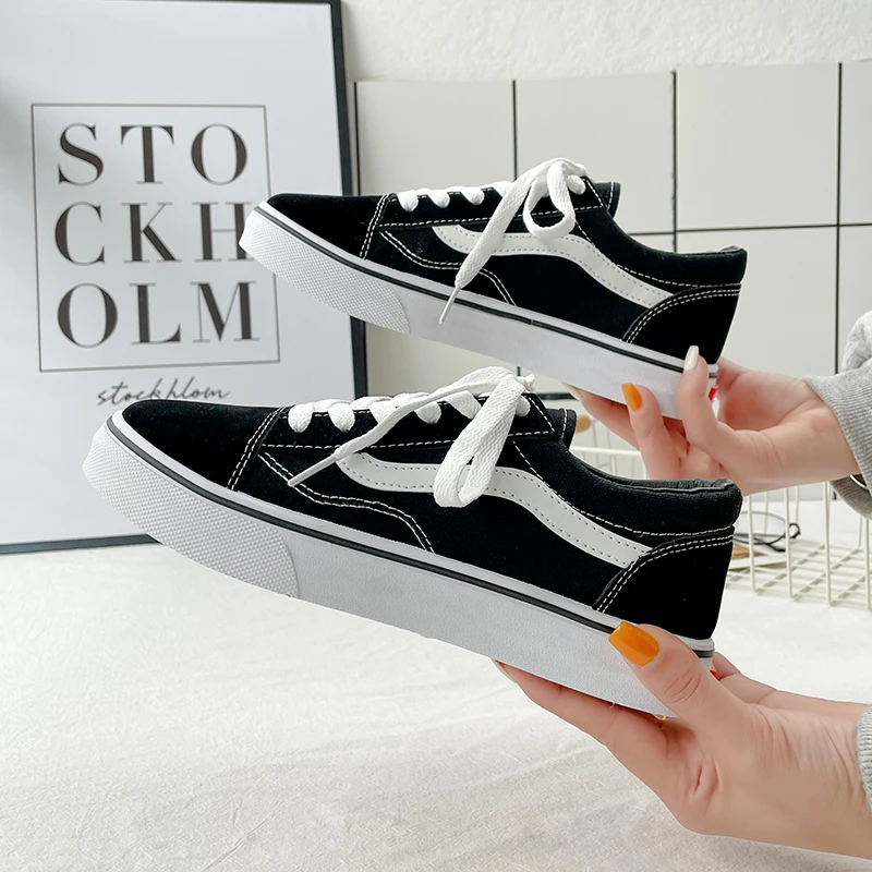 

Man Shoes 2021 Unisex Casual Canvas Zapato Japan And Korea Lightweight Platform Lace-Up Sneaker Comfortable Driving Footwear A62