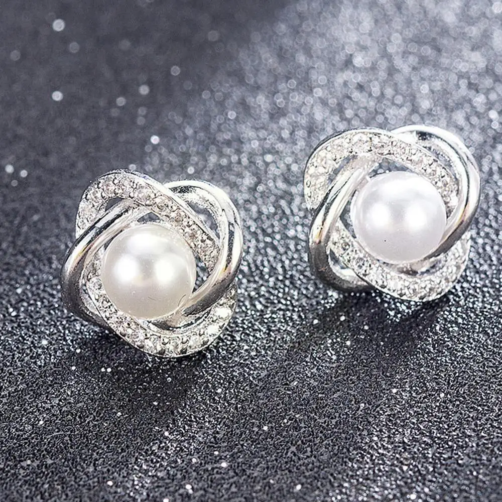 

Vintage Jewelry White Imitation Pearl Earrings Zircon Luxury Earrings Pearl For Women Stud bijoux pendientes brincos Twist Z3U7