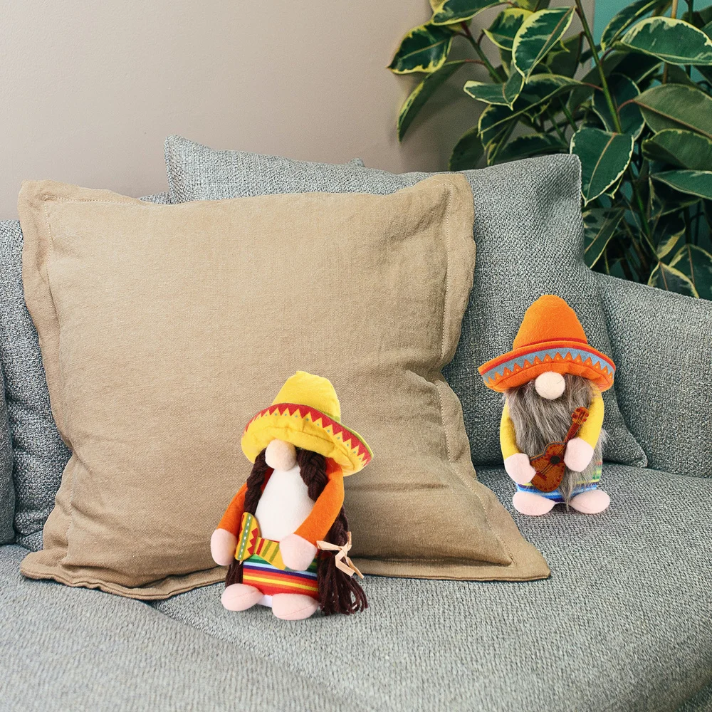 

KESYOO 2Pcs Gnomes Dolls Hawaii Style Mexican Gnome Decoration Faceless Dwarf Couple Desktop Ornament