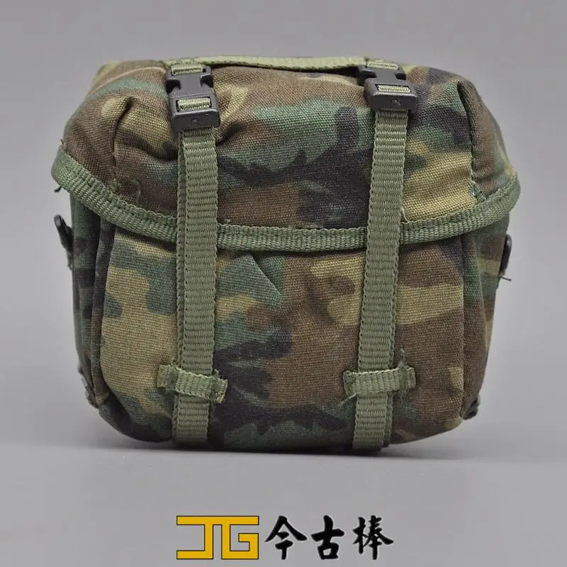 

1/6 Soldier Model US Army Carrying System Jungle Strap Back Frame Carrying Bag Magazine Bag Model for 12 inch action figure