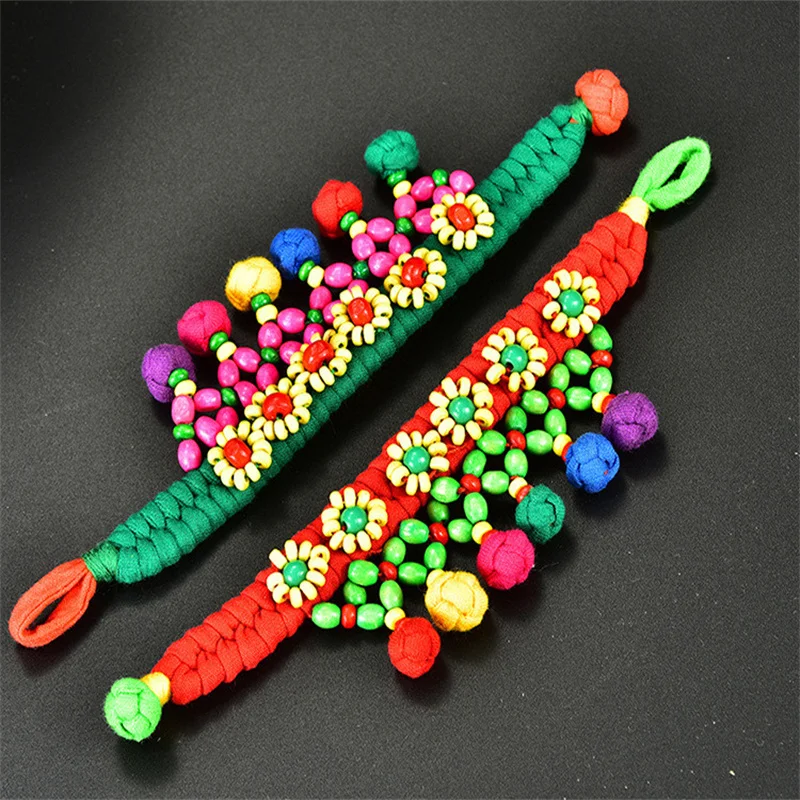 Женский браслет с бусинами и цветами из ткани | Украшения аксессуары