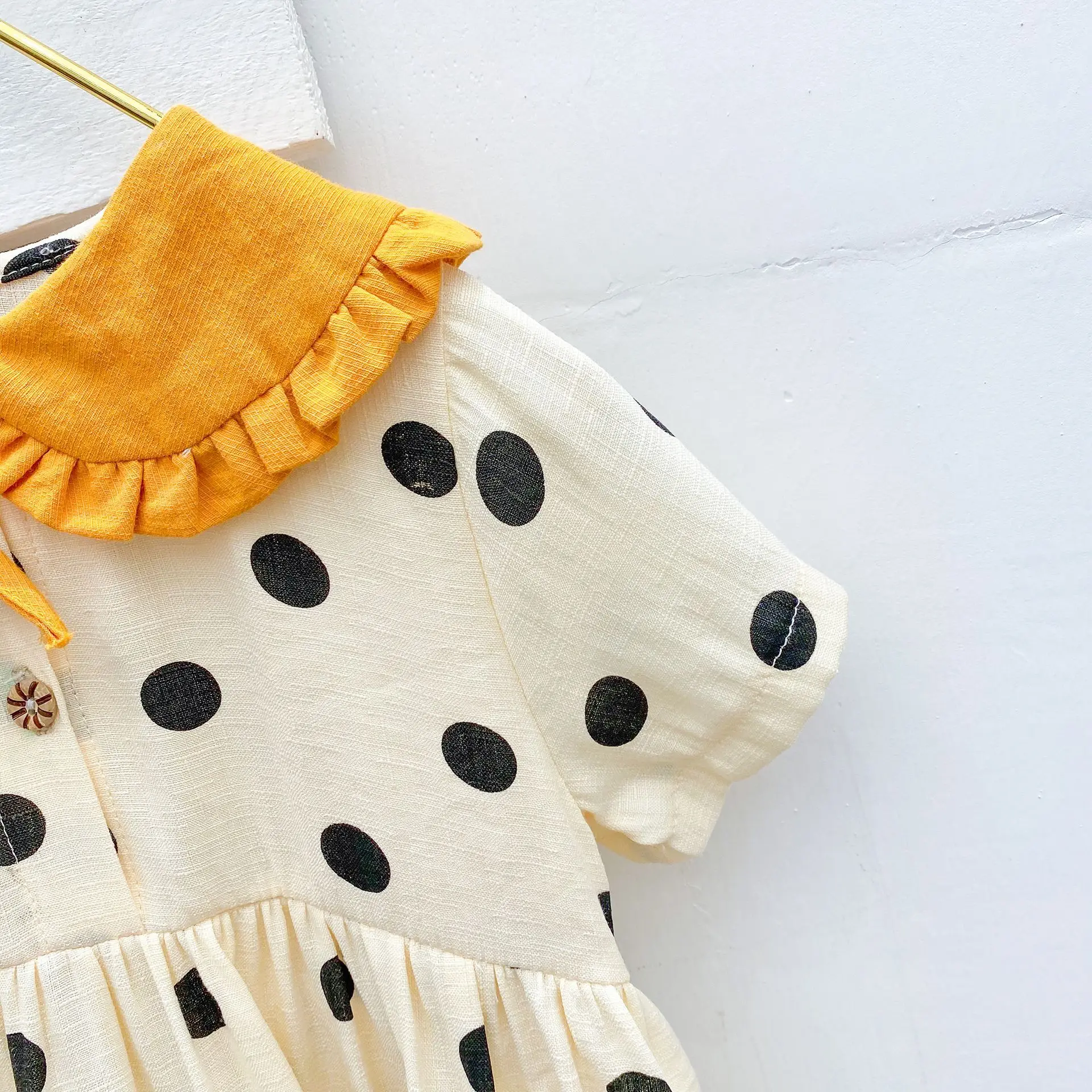 

WLG Girls Cute Dress Kids Summer Dot Printed Short Sleeve Ruffle Dresses Baby Girl Beautiful Clothes for 1-7 Years