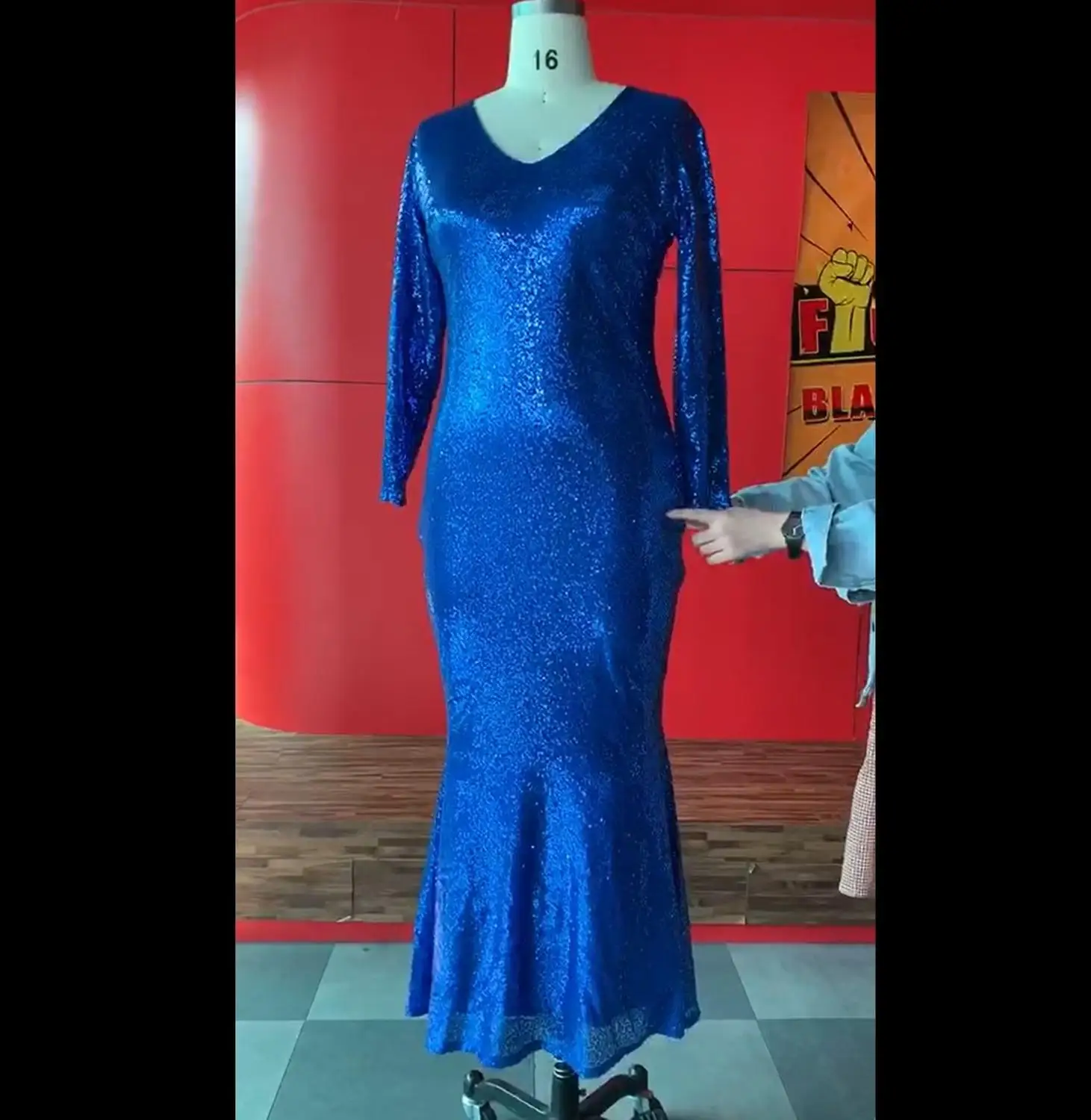 Женское вечернее платье в африканском стиле с блестками размера плюс синее