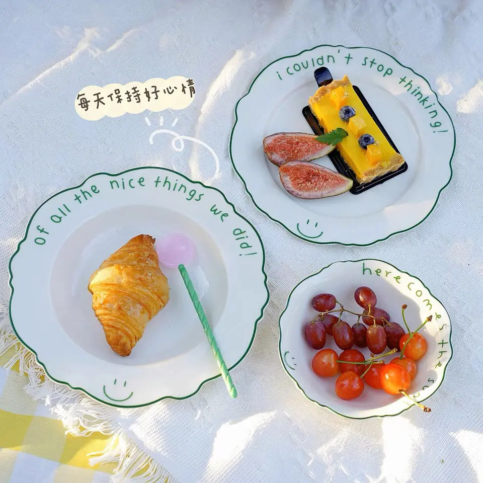 

French Lace Smiley Ceramic Dessert Plate Ceramics Dishes Dinner Plates for Food Plates Cake Plate Pizza Plate