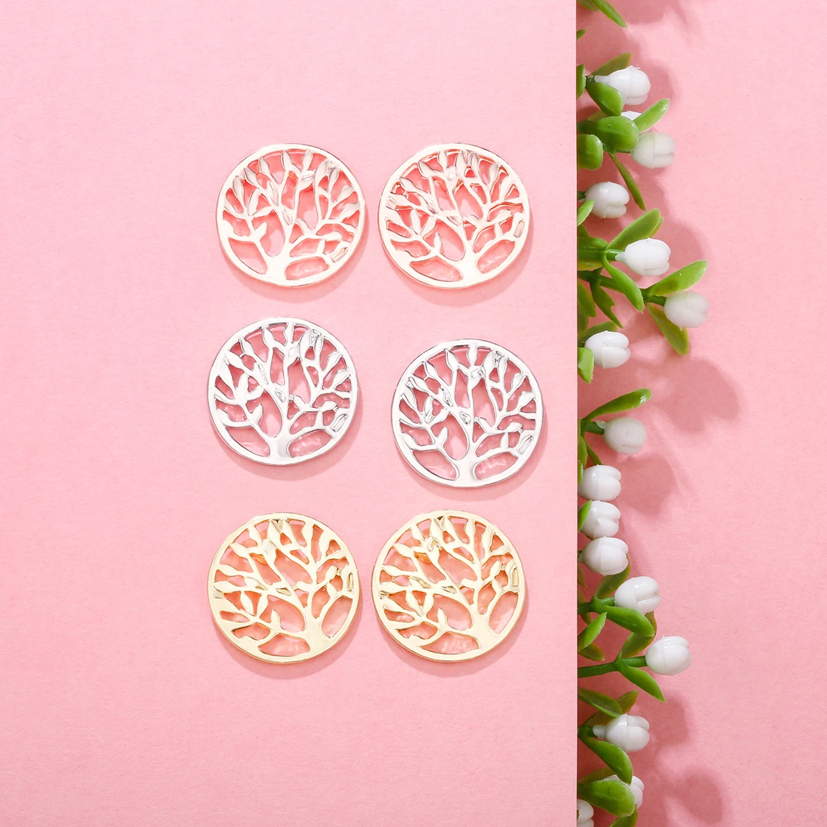 

Modern Women's Earrings 2021 Stud Earrings For Women Hollow Tree of Life New Desgin Earring Party Jewelry