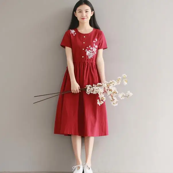 Платье миди из хлопка и льна с коротким рукавом цветочной вышивкой|Женские