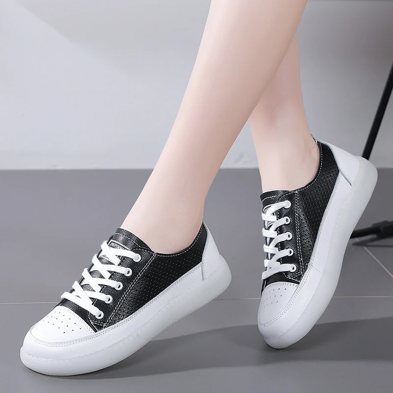 

Женские белые кроссовки из натуральной кожи, женская модель, женская обувь на весну и лето с вулканизированной подошвой, женская обувь для т...
