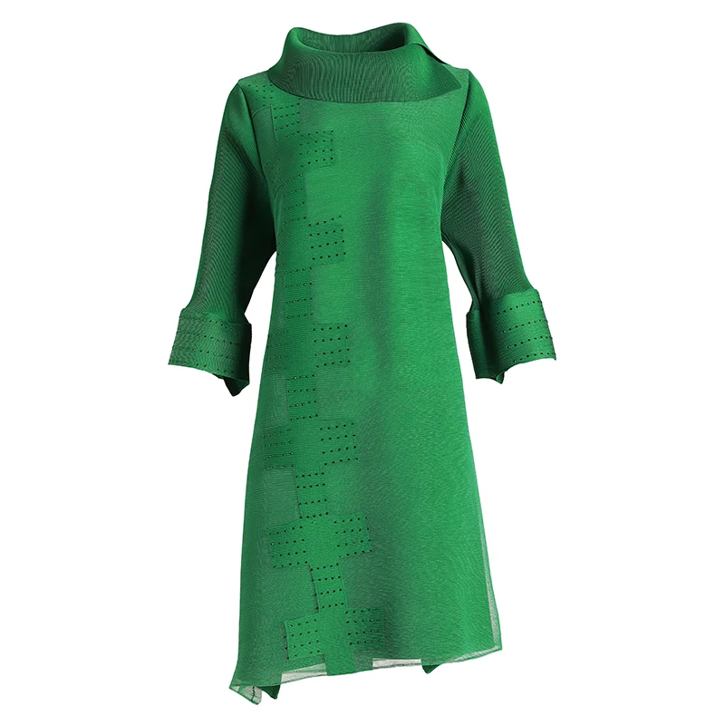 

Plus Size Dress For Women 45-75kg 2021 Spring New Fashion Beading Three Quarter Sleeve Loose A-Line Miyake Pleated Dress