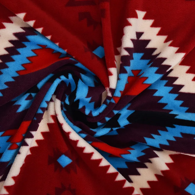 

Modern Simple Red Geometric Pattern Coral Velvet Bed Blanket Home Nap Blanket Warm