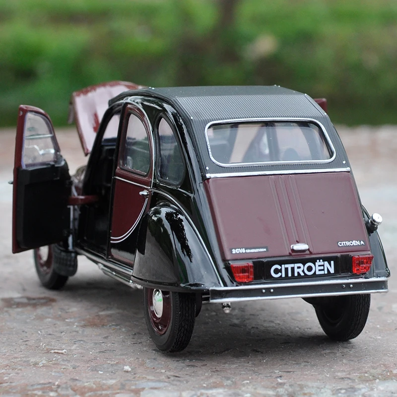 Коллекционная модель автомобиля Welly 1/24 1:24 в масштабе для мальчиков | Игрушки и
