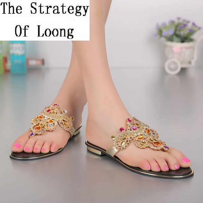 Женские летние шлепанцы с вырезами на плоской подошве Размеры 33 42|fashion slippers|slippers