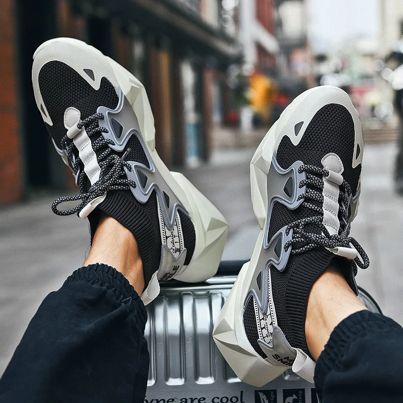 

New High quality Classic Men's casual shoes sneakers autumn and winter reflective men's shoes hollow breathable student sneakers