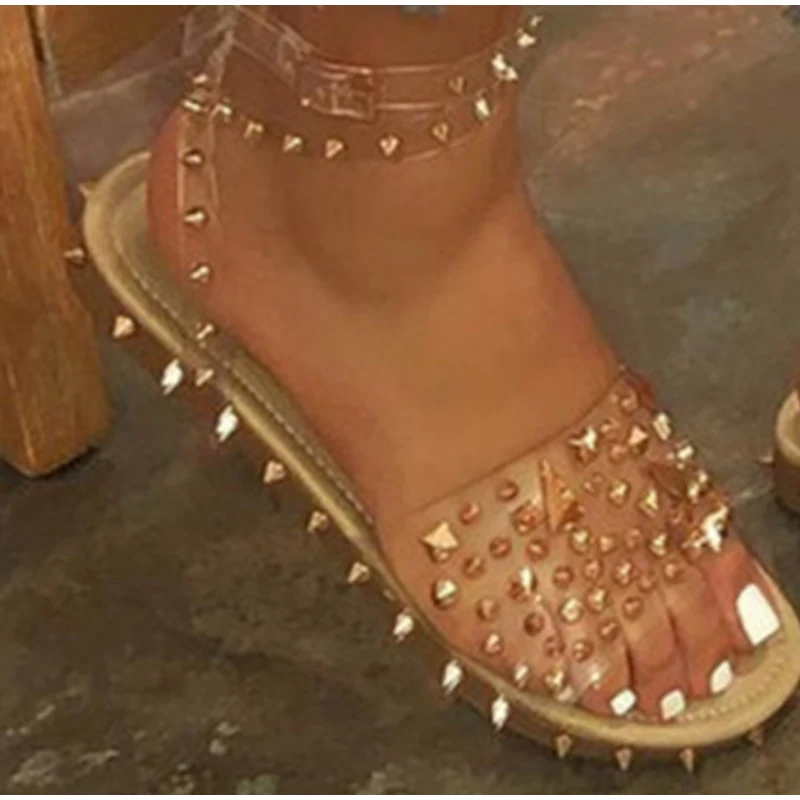 

Women Summer New Sandals Flat Heel Rivet Platform Peep Toe Ankle Buckle 2020 Fashion Punk Beach Ladies Shoes Zapatos De Mujer