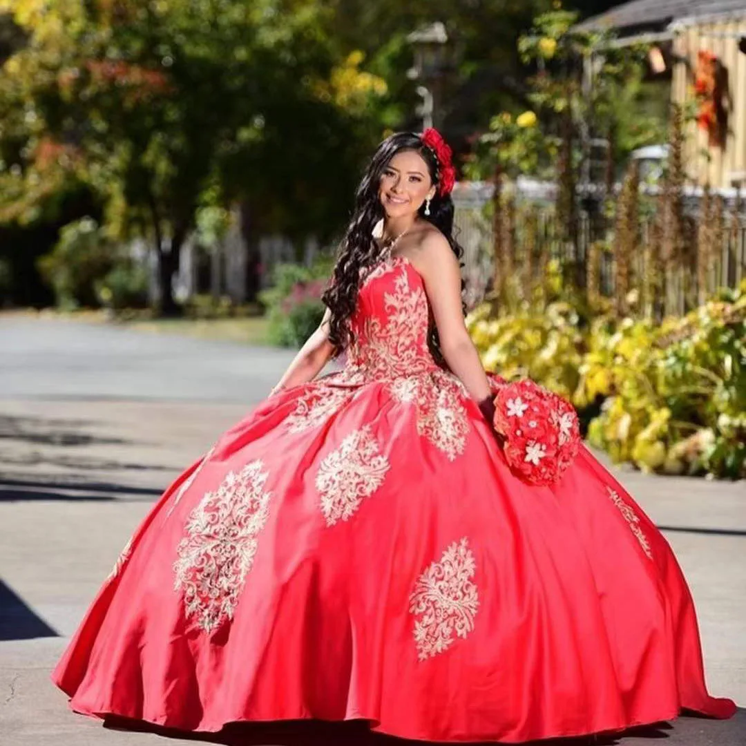 

New Red Formal Ball Gowns Quinceanera Dresses Satin Appliques Sweetheart Sleeveless For Sweet Girl Vestidos De Quinceañera