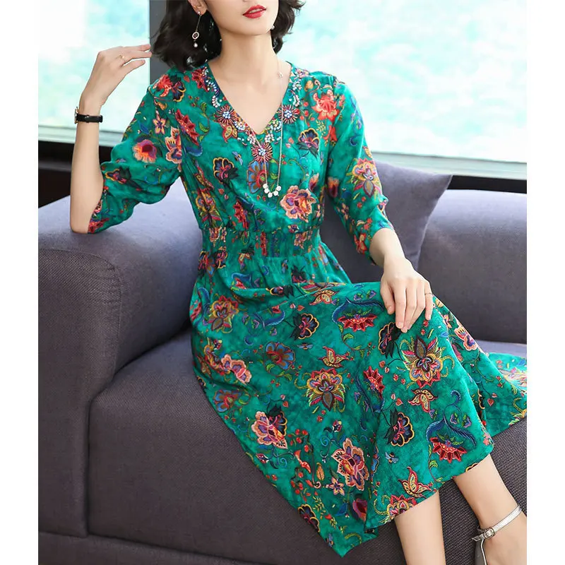 Женское летнее платье элегантное трапециевидной формы с цветочным рисунком