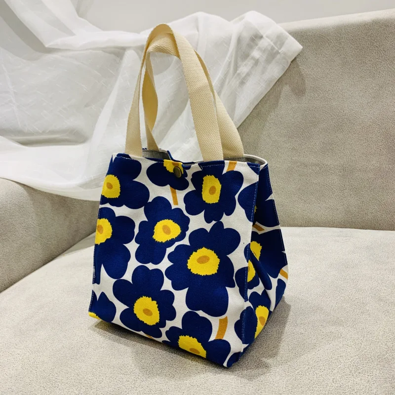 

Canvas Hand Bag Sail Cloth Bag Lunch Box Bag Bento Bag Lovely Flower Three Dimensional Large Capacity Handbag With Tote Bag