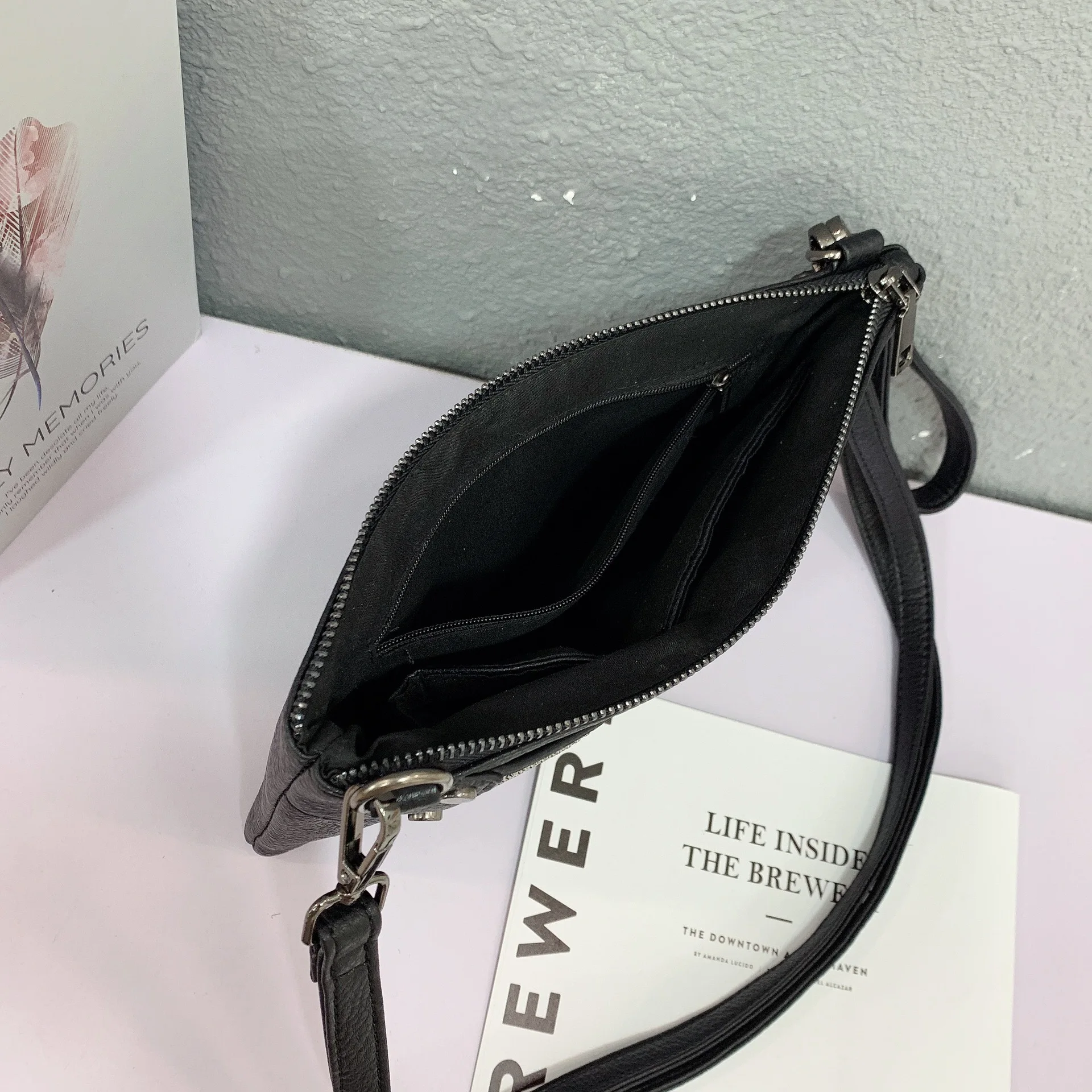 

2021 Mayata Rivet Designer women Envelope Clutch Bag pu Leather Female Shoulder Messenger Bag Handbag Ladies Clutches black