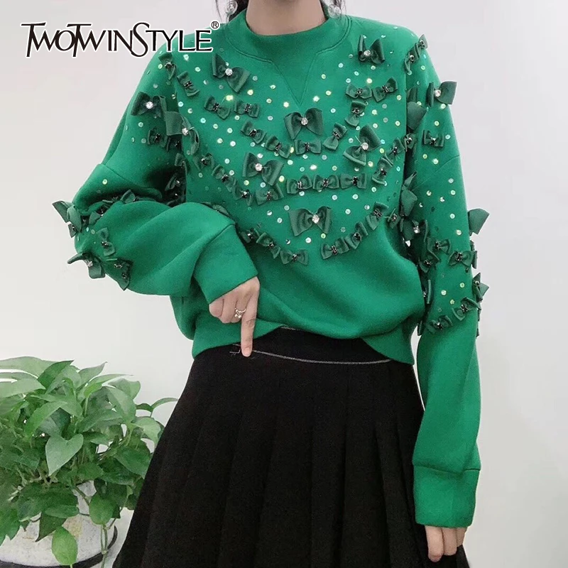 Женский свитшот с бантом TWOTWINSTYLE белый пуловер оверсайз круглым вырезом и