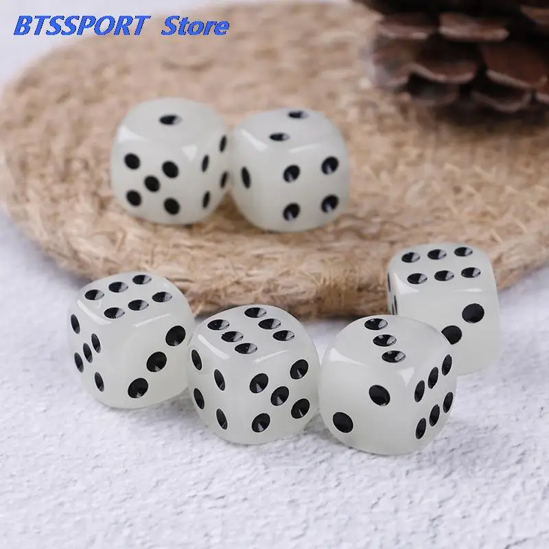 

6PCS/Pack Glow in the Dark Dice Cubes 6 Side 16mm Night Light luminous Toy Fun Board Game Night Bar KTV Entertainment Game Dice