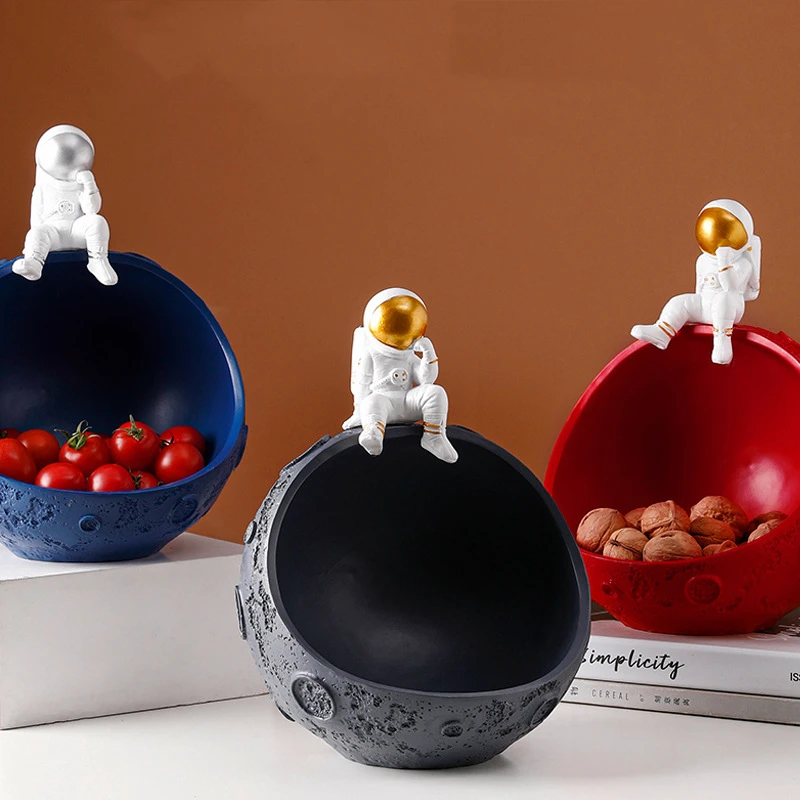 

Креативное украшение для хранения ключей в виде астронавта на крыльце, домашнее настольное украшение для гостиной, фруктовое украшение