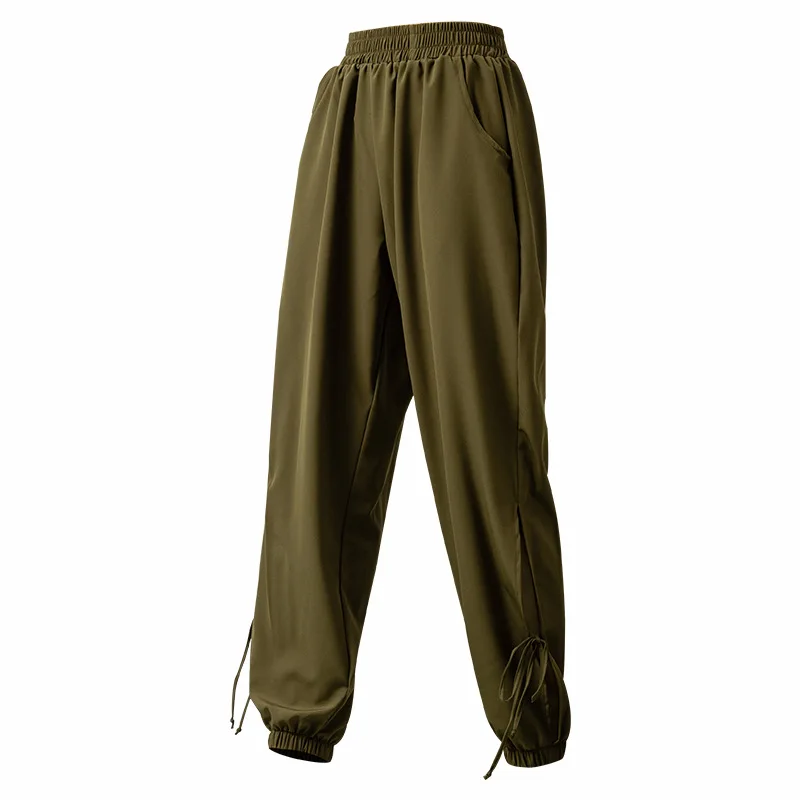 

Pants & Capris