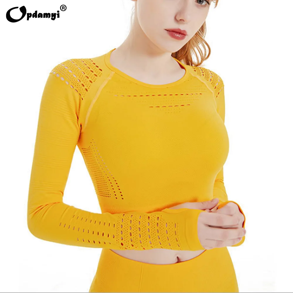 Комплект женский спортивный бесшовный из укороченного топа с длинными рукавами