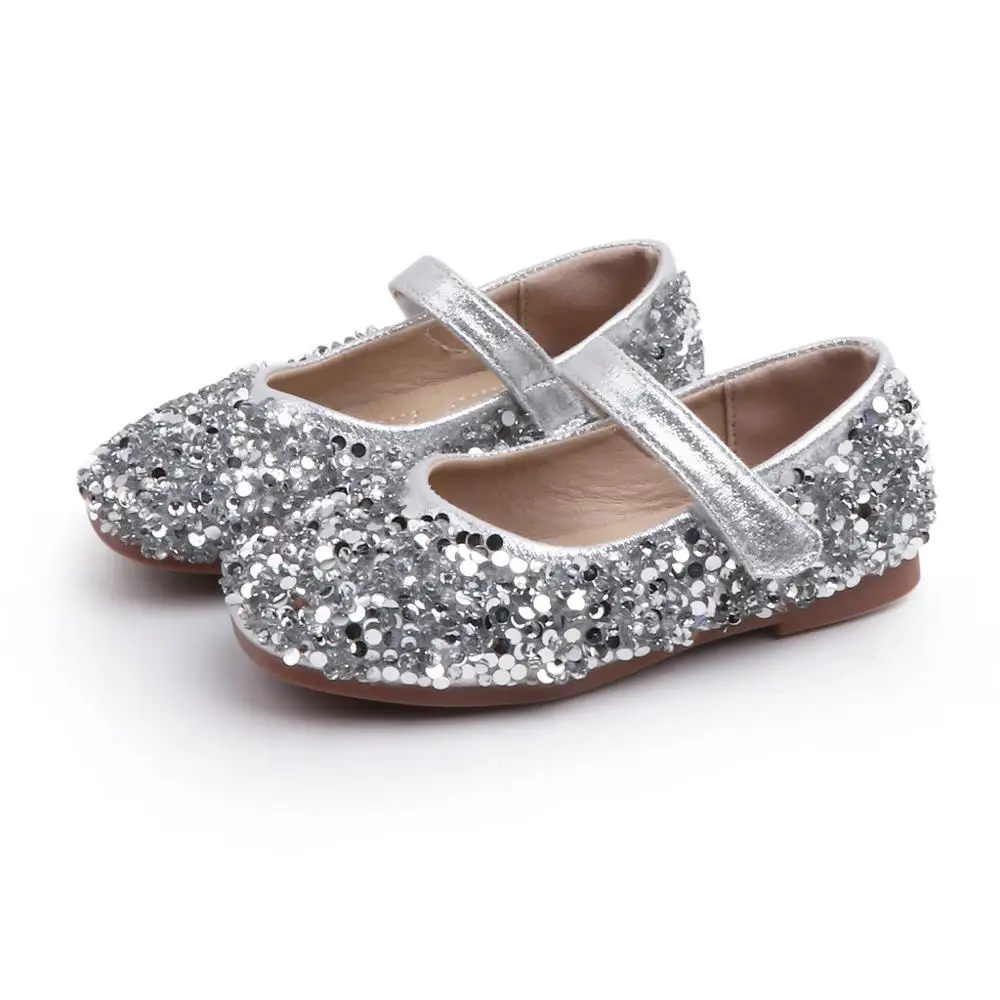 Silver girls sandals Летние Осенние сандалии для девочек; нескользящие сандалии из натуральной кожи; удобные сандалии для маленьких девочек из мягкой кожи; женская обувь; 35A13 - Цвет: Silver girls sandals