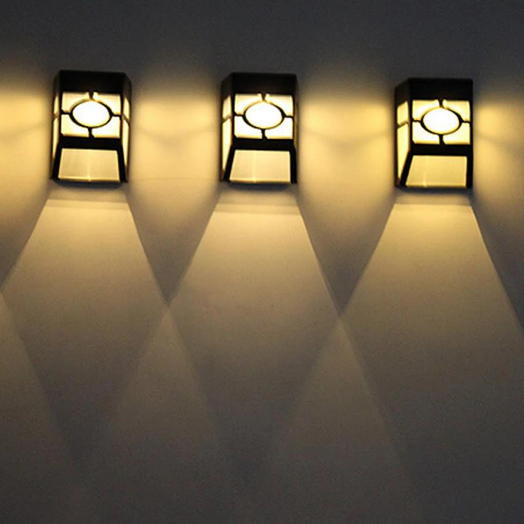 

Wall Lamp IP44 Waterproof Solar Power Fence Light Warm LED Decoration Yard Pathway Light