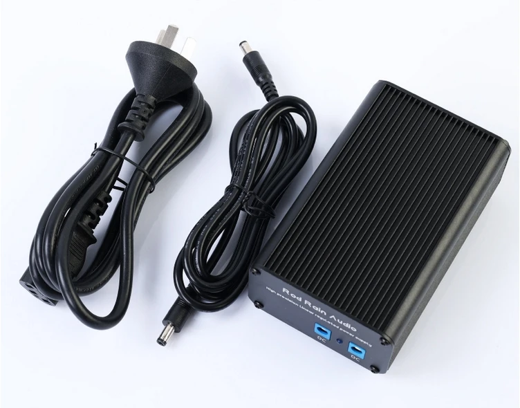 

Latest DC linear regulated HIFI power supply 15W dual DC output 5-18V voltage