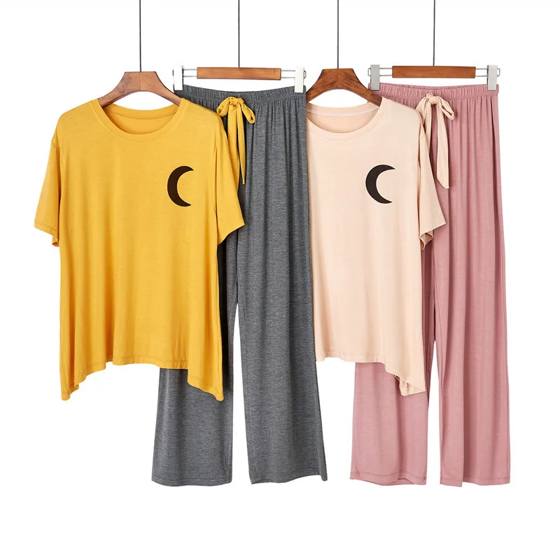 

Новая женская пижама для весны и лета, модал контрастный принт Луны с короткими рукавами и широкими штанинами, костюм для домашнего обслужи...