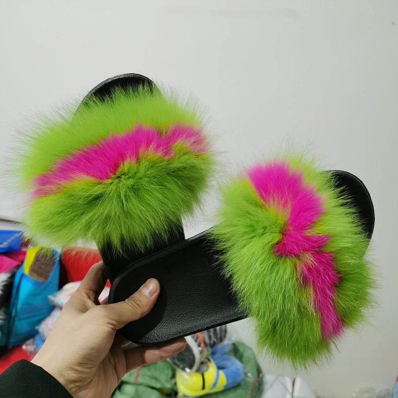 Оптовая продажа женские пушистые меховые сланцы летние разноцветные радужные