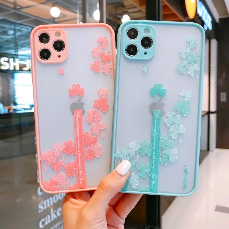 

Lucky flower cartoon simple solid color iphone11 pro xsmax mobile phone shell anti-fall lens all-inclusive frosted silicone