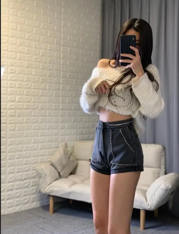 Женские прямые широкие шорты с заклепками Короткие свободные неэластичные из