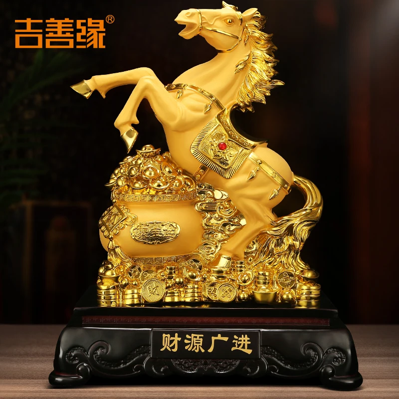 

Jishanyuan electroplating shajinma to succeed in recruiting wealth decoration porch living room interior TV cabinet decoration
