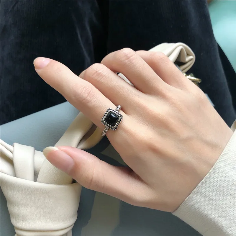 Новое модное крутое кольцо из черного камня для мужчин и женщин простое Открытое