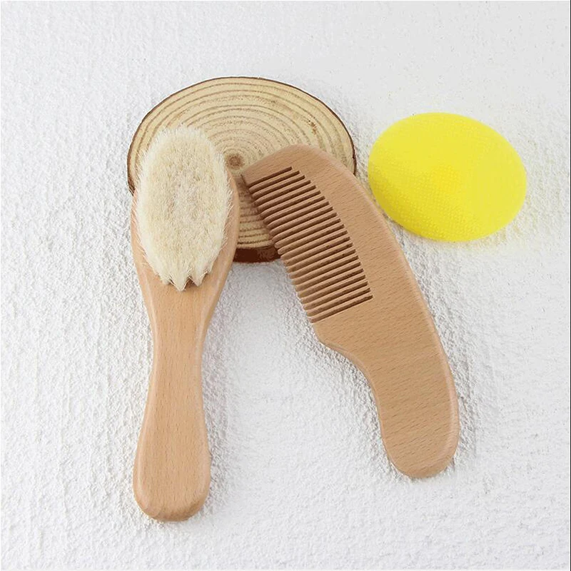 

Гребень из мягкой шерсти с деревянной ручкой, массажный набор для новорожденных, уход за ребенком, расческа для купания