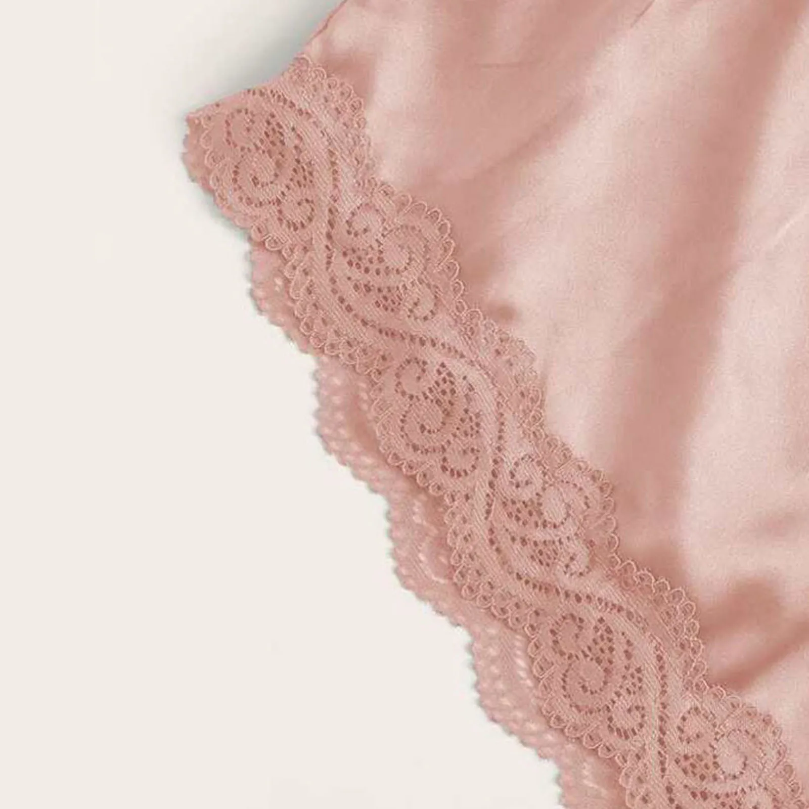

Women Sexy Sleepwear Menina Lingerie Set Lace Ruffled Crop Top Shorts Pajamas Set Satin Nightwear Pyjama Femme Night Suit