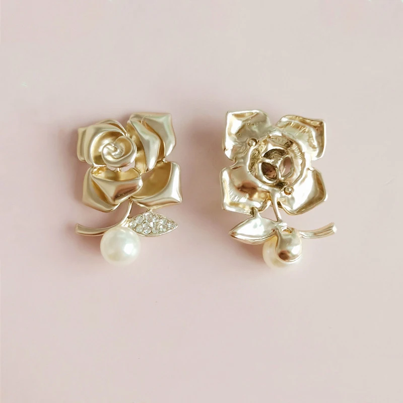 2019New 30 шт. цвета: золотистый с украшением в виде цветов из сплава ветви Кнопка для