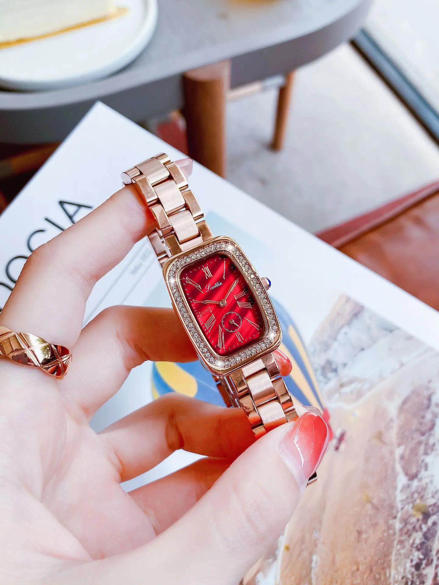 Top Women Watches Rose Gold Top Luxury Watch Woman Quartz Waterproof Women's Wristwatch Ladies Girls Watches Gift Clock Hours