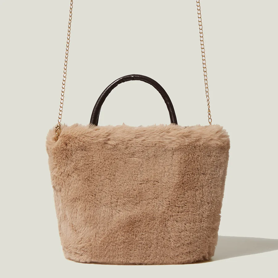 

Faux Fur Chain Plush Tote for Women Furry Winter Work Ladies Shoulder Bags Study Weekend Fashion Candy Female Handbags Soft New