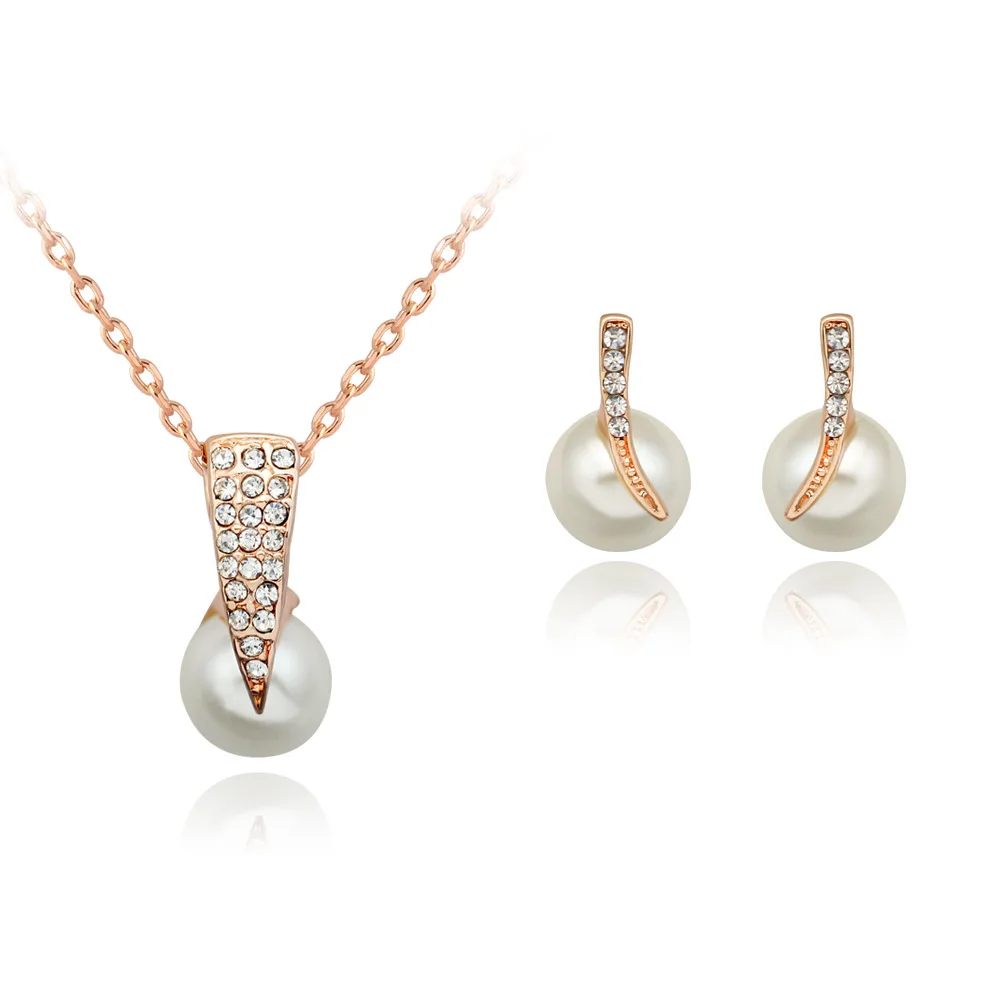

Classic Imitation Pearl necklace Gold Color jewelry set for women Clear Crystal Elegant Party Fashion Costume Christmas Gift