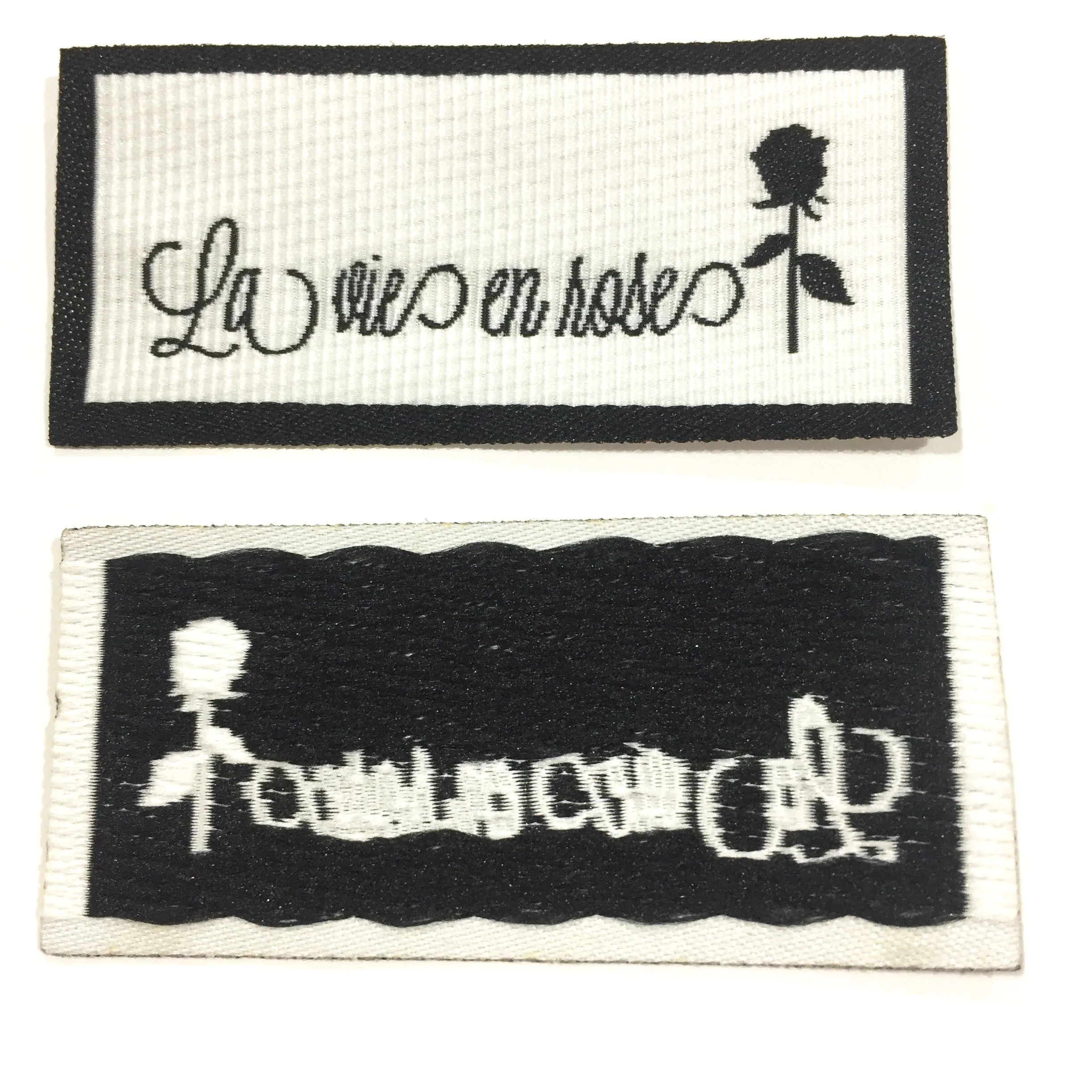 Тканые этикетки на одежду пользовательские брендовые логотипы для платья |