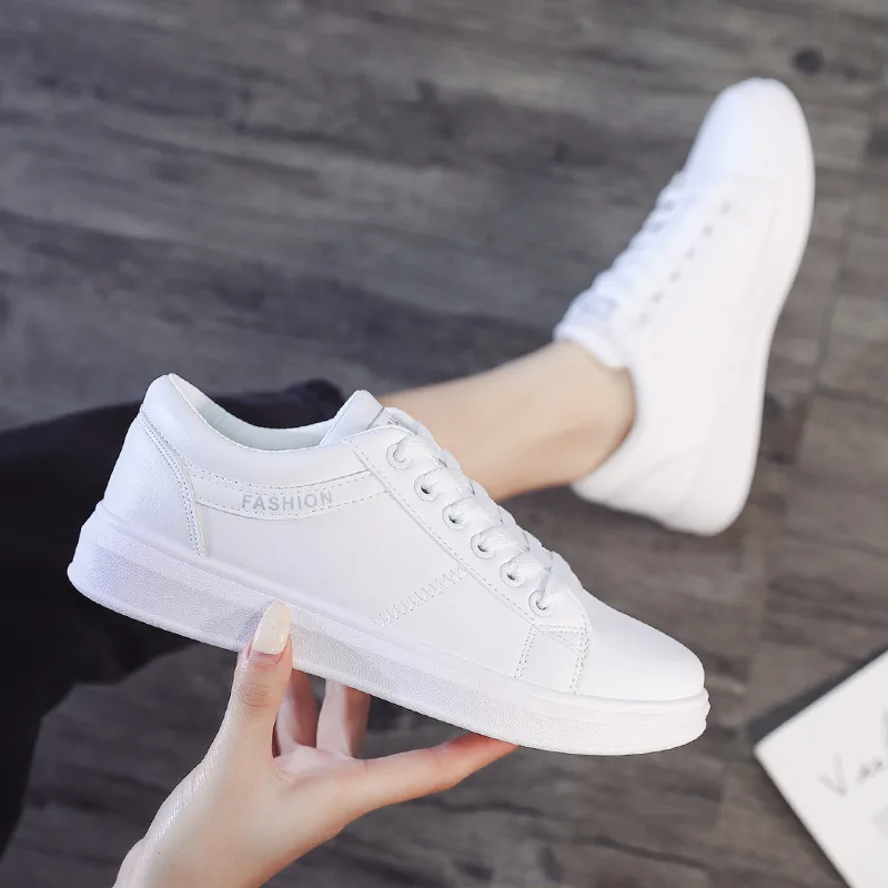 Кроссовки женские на шнуровке классические Вулканизированная подошва круглый