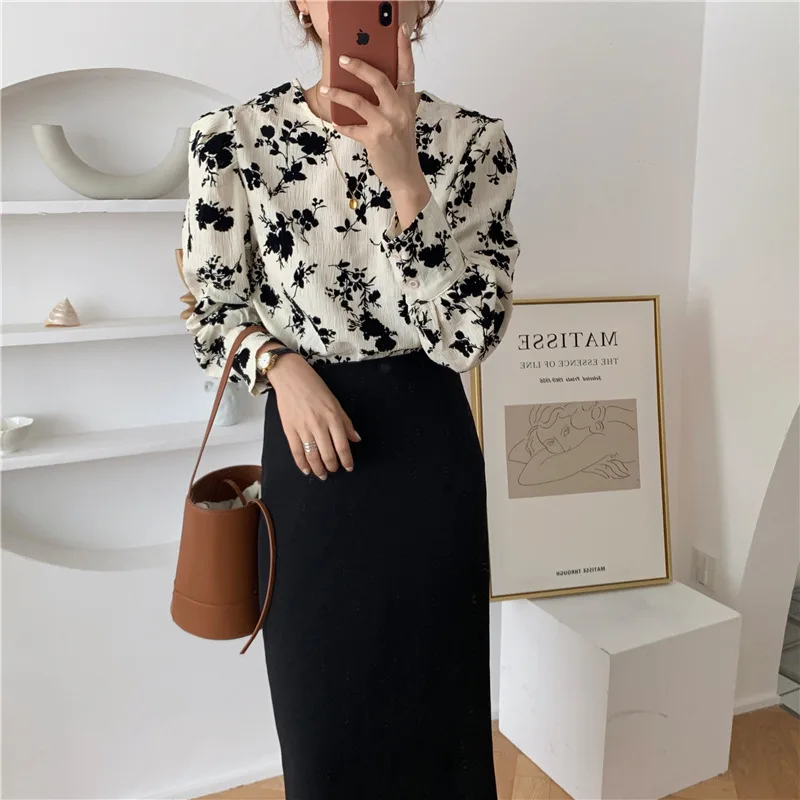

Limiguyue French Vintage Chic Shirts Floral Women Blouses O-neck Loose Shirts Tops Blusas Tops Long Sleeve Blouse Shirt K1788