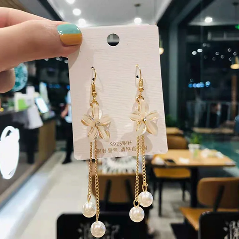 

New European American Fashion Tassel Pearl Earrings for Female 925 Sterling Silver Needle Glamorous Style Jewelry Couple Gifts