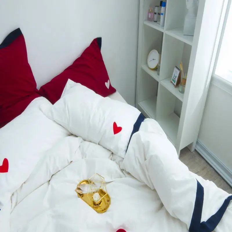 Комплект постельного белья желтого и белого цветов комплект мягкого с