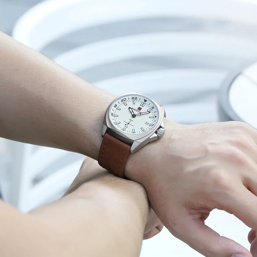 

Fashion Genuine Leather Quartz Men Watch Sports Style 3ATM Water-Proof Man Casual Wristwatch Calendar + Box