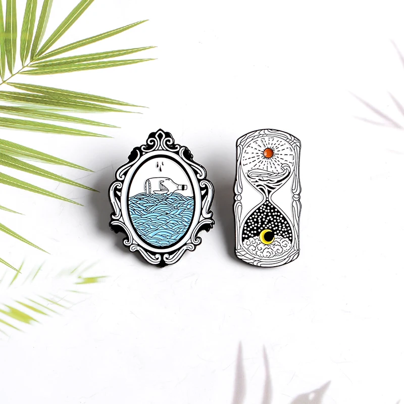 Песочные часы и зеркальные эмалированные булавки Солнце Луна дрейфующие бутылки