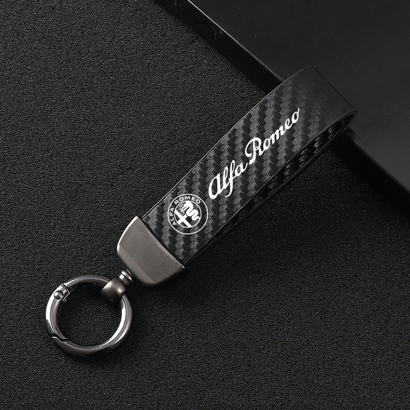 

For Alfa Romeo giulia stelvio giulietta car Accessories High-Grade Leather Car KeyChain 360 Degree Rotating Horseshoe Key Rings